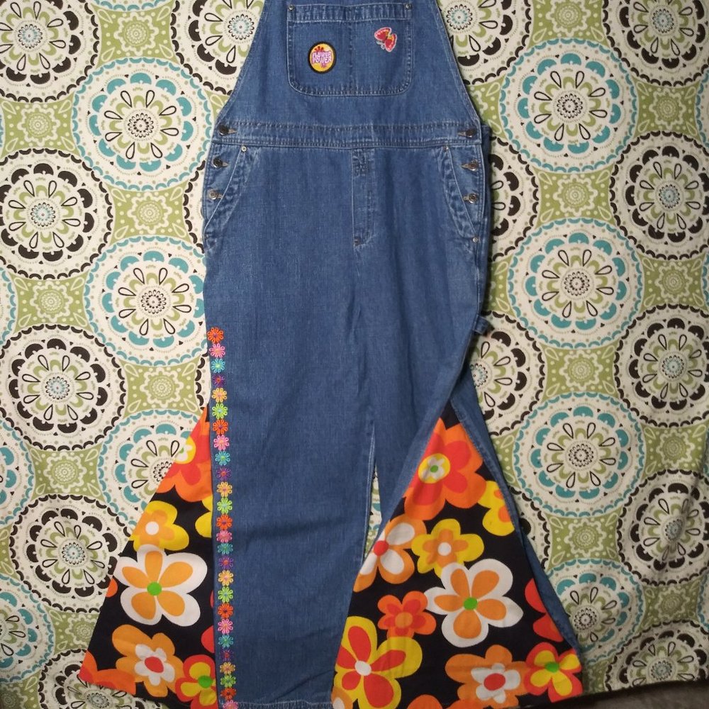 1685 Jeaniemade Size Large Crazy Horse Bells